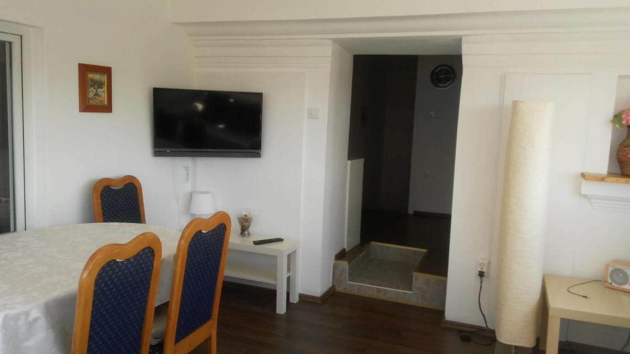 Apartmani Lela เซลเซ ภายนอก รูปภาพ